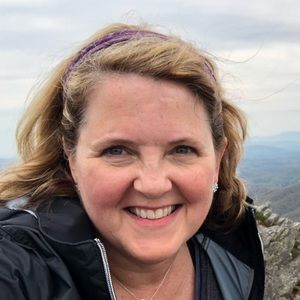 Meet your Posher, Suzanne